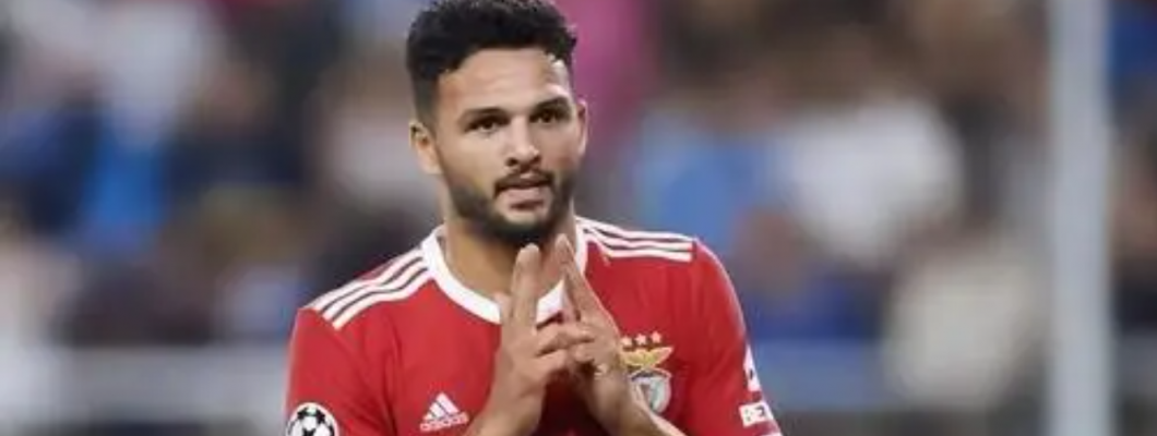 O Benfica está prestes a abrir